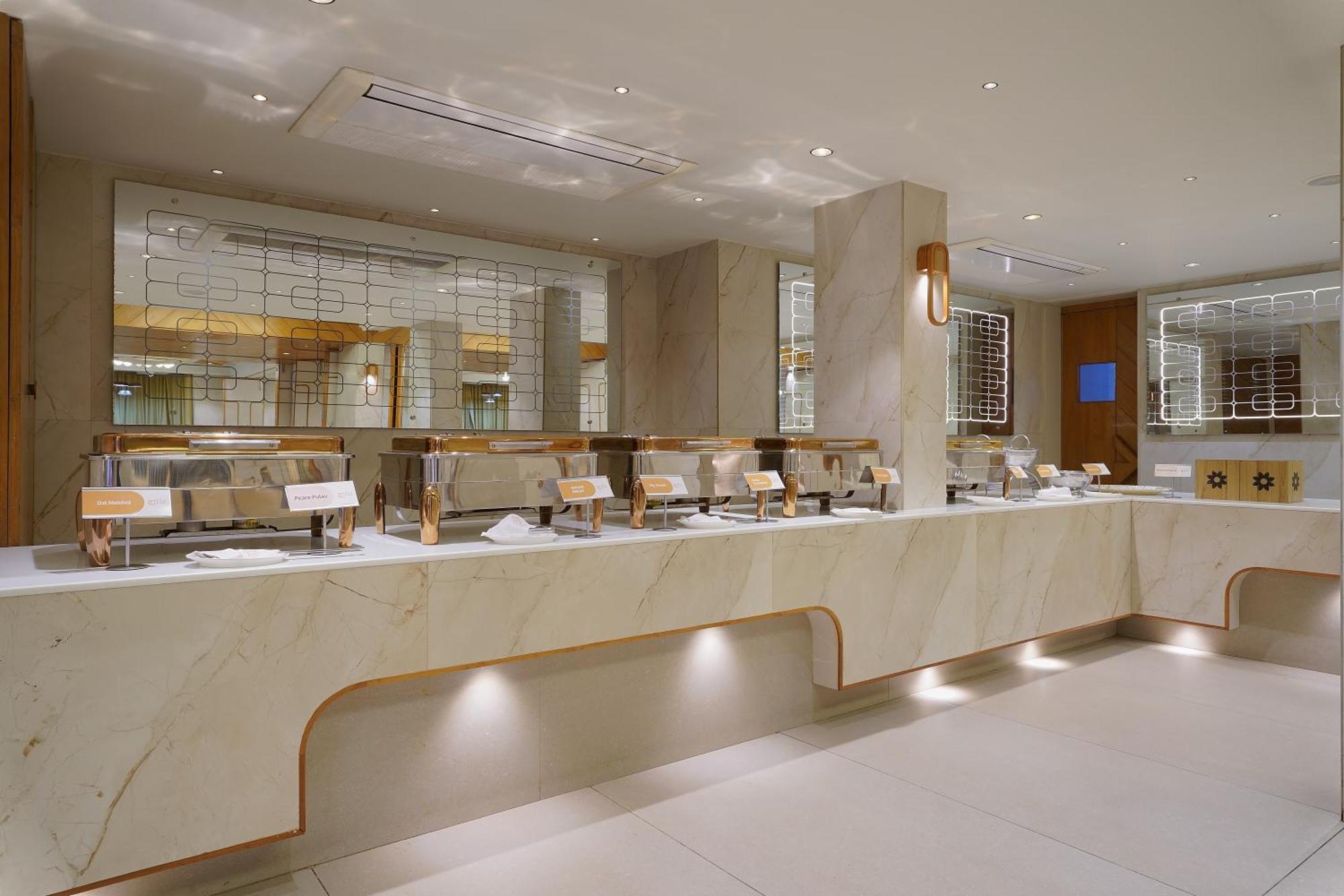 Artilla Inn 阿穆达巴 外观 照片