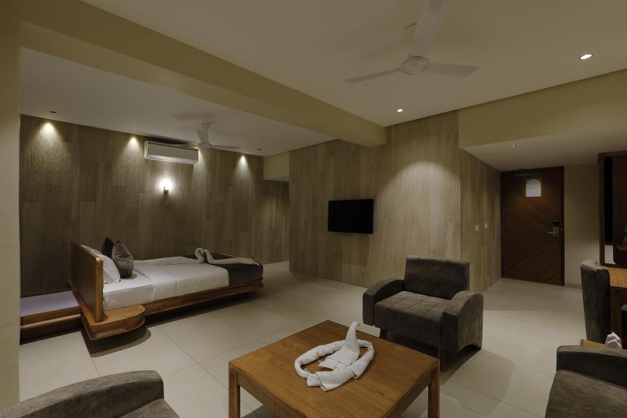 Artilla Inn 阿穆达巴 外观 照片