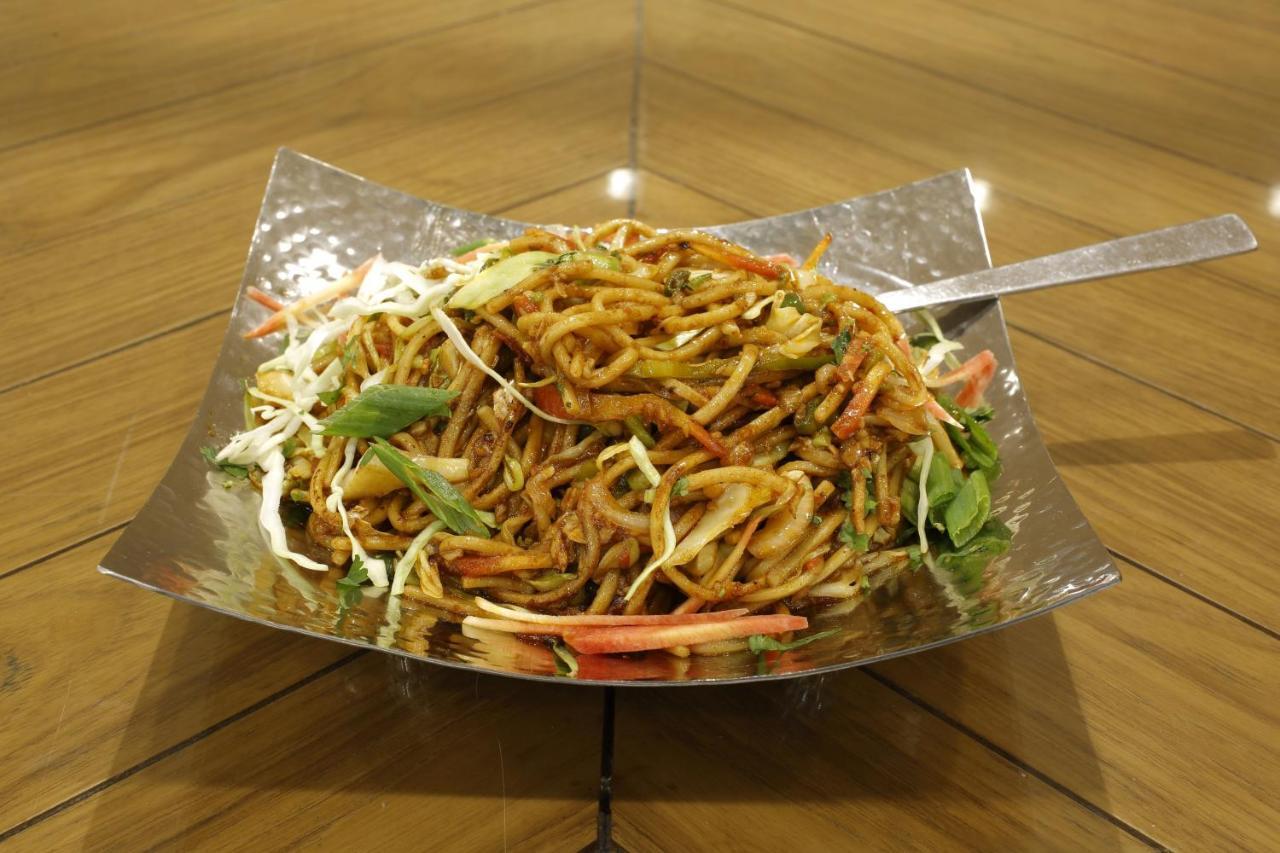 Artilla Inn 阿穆达巴 外观 照片