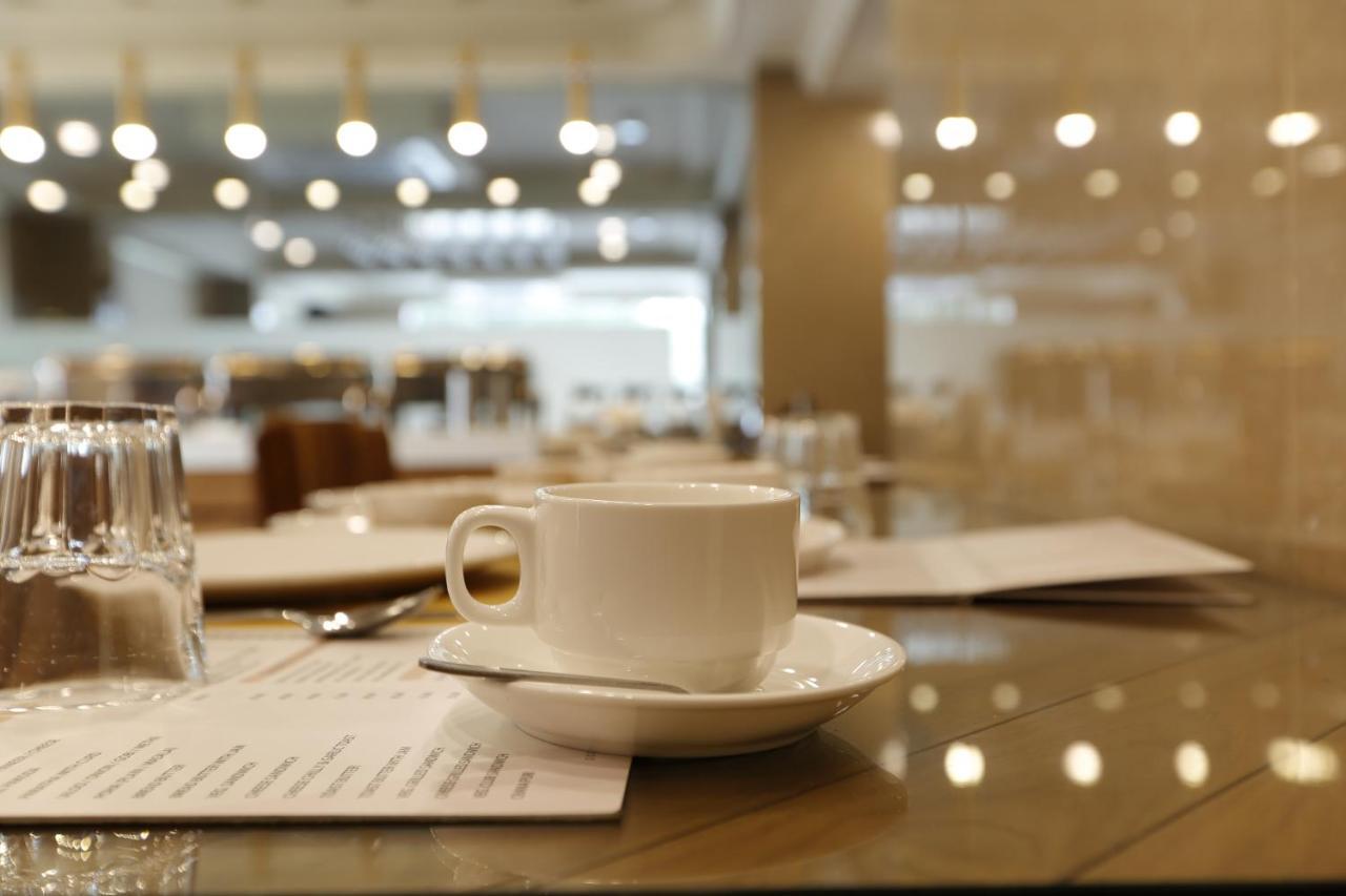 Artilla Inn 阿穆达巴 外观 照片