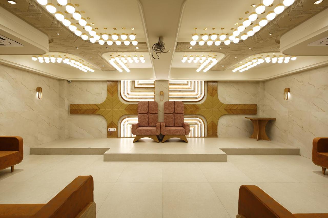 Artilla Inn 阿穆达巴 外观 照片